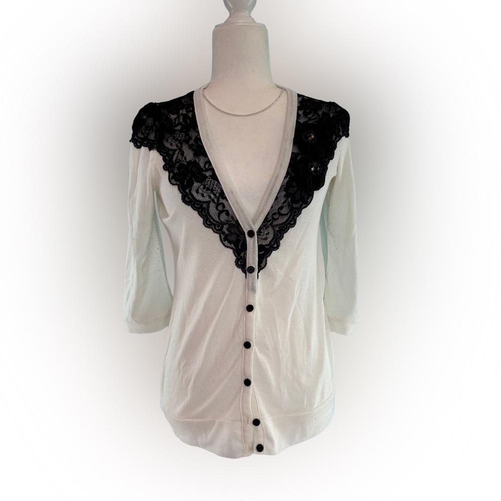 Studio Y Cream and Black Lace Trim Cardigan Size M 3/4 Sleeve Floral Detail